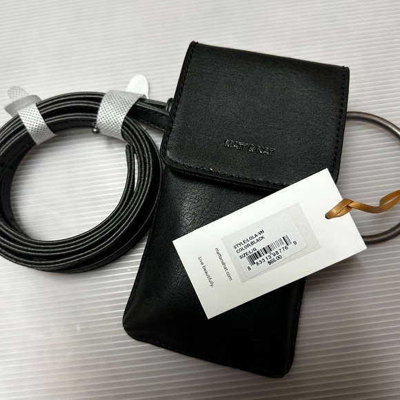 Matt & Nat  Pouch - Picture 5 of 7